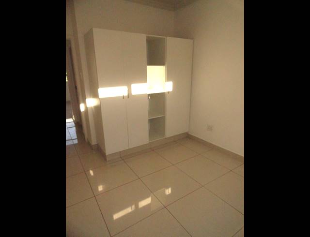 2 BEDROOM APARTMENT RENTED IN UMHLANGA RIDGE
